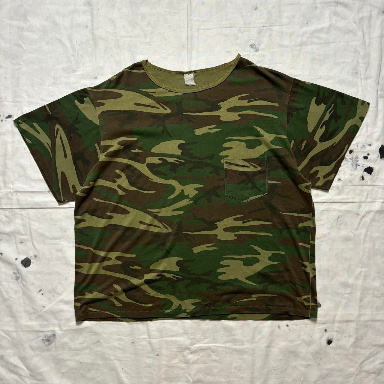 British woodland camouflage 1970s vintage single stitch teeshirt